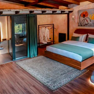 https://hotel-thethi.albaniahotels.org